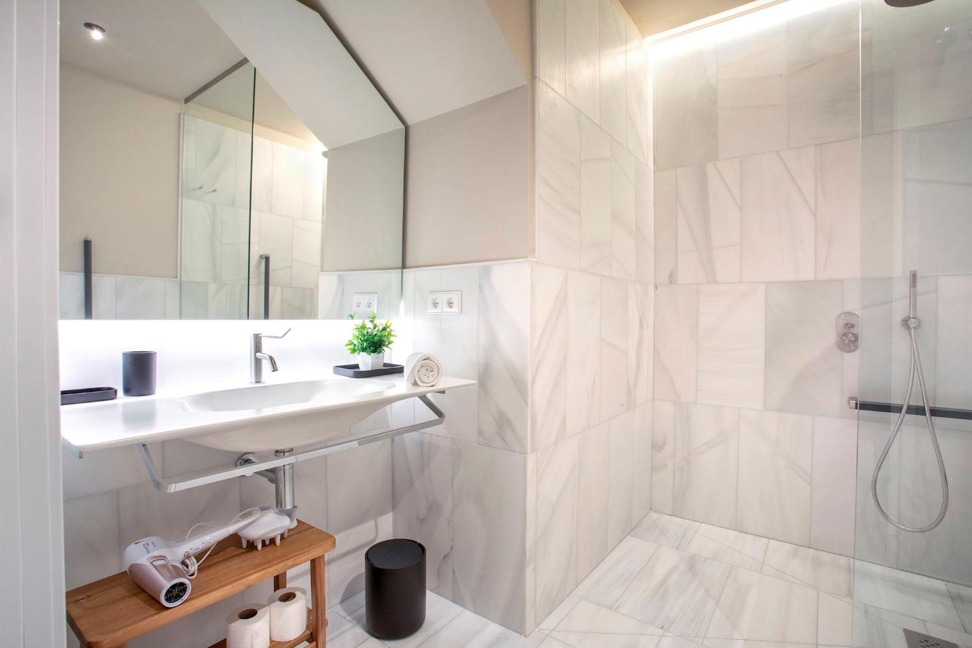 Genteel San Vicente Apartamento Sevilha